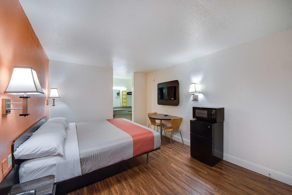 Americas Best Value Inn San Antonio Extérieur photo