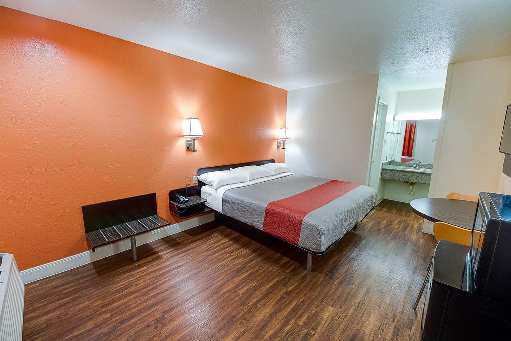 Americas Best Value Inn San Antonio Extérieur photo