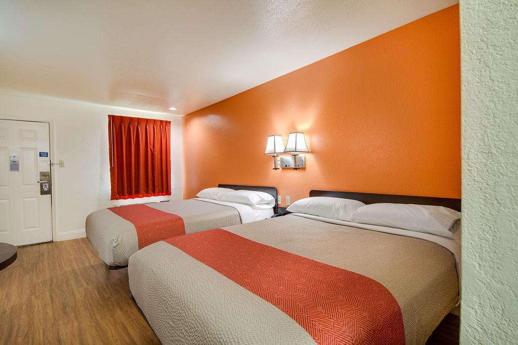 Americas Best Value Inn San Antonio Extérieur photo