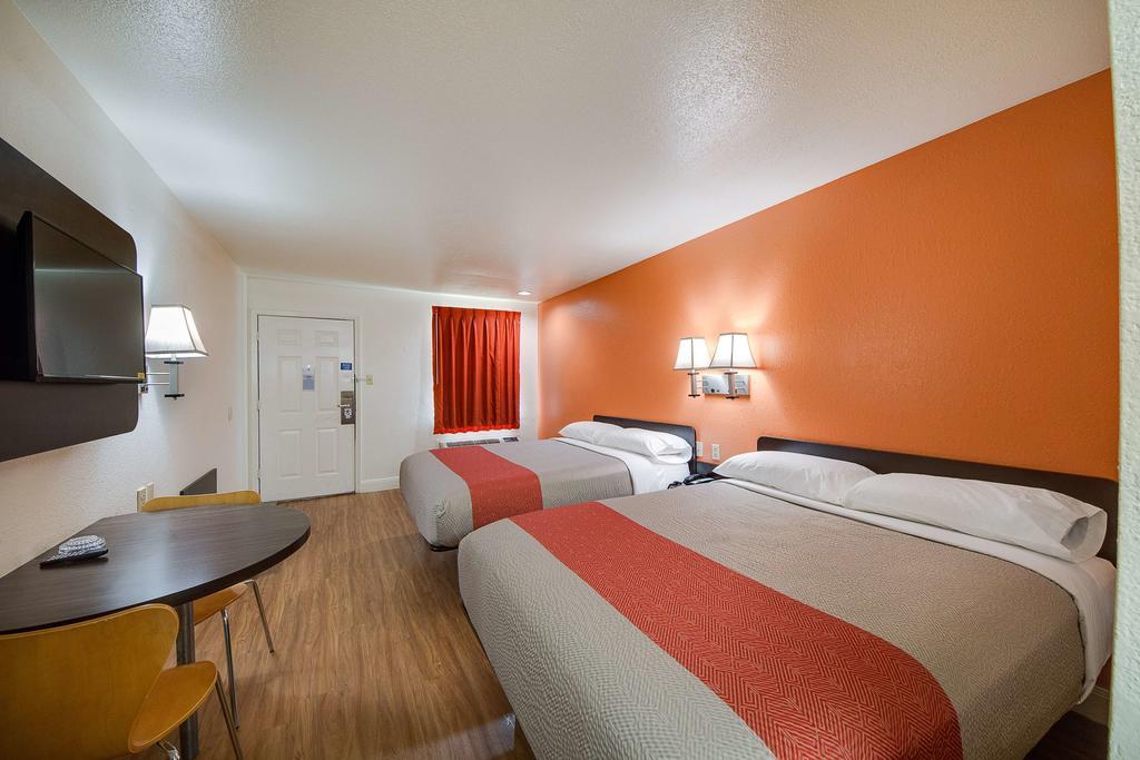 Americas Best Value Inn San Antonio Extérieur photo