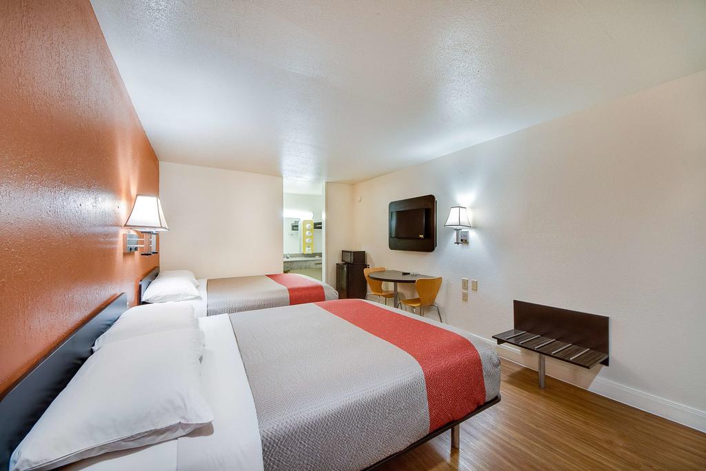 Americas Best Value Inn San Antonio Extérieur photo